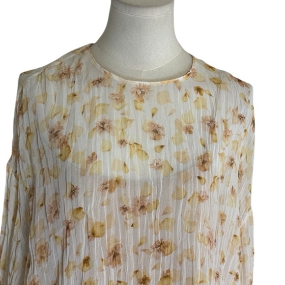 VINCE Pressed Petal Blouse Yellow Floral Pleated Crinkle Semi Sheer Top Shirt L - Picture 9 of 14